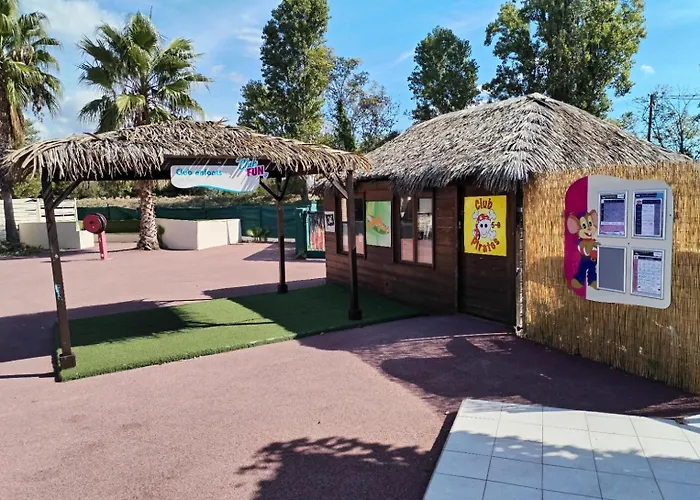 Le Splendide אתר קמפינג